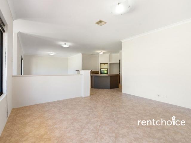 Spacious Family Home in Quiet Cul de Sac