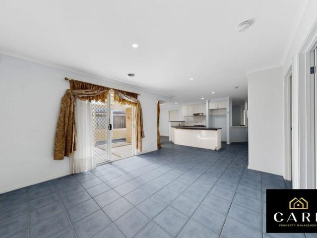 Spacious Family Home in Quiet Lynbrook Location