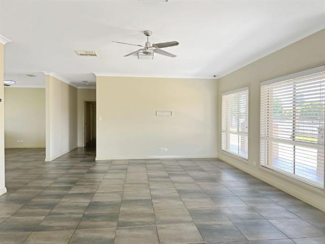 Spacious family home in South Dubbo