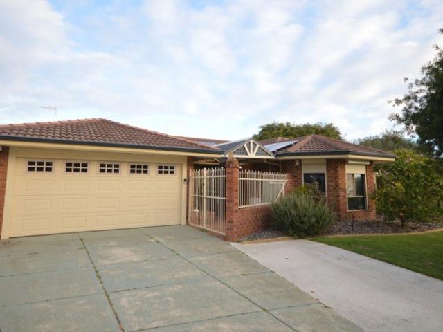 Spacious Family Home in Sought After Coastal Setting