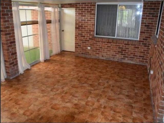 Spacious Family Home in Sought After Ashtonfield