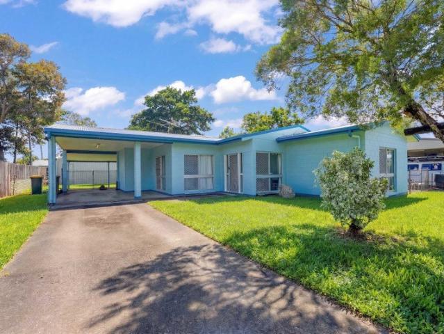 SPACIOUS FAMILY HOME IN SOUGHT AFTER BENTLEY PARK