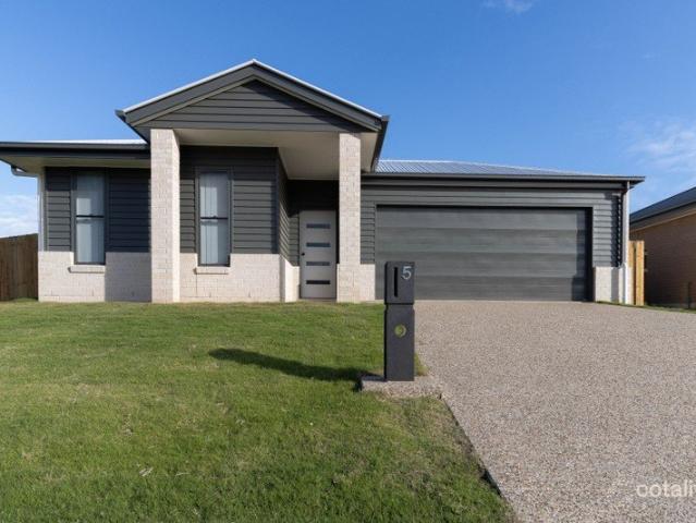 Spacious Family Home in Sought After Kawungan $680 Weekly