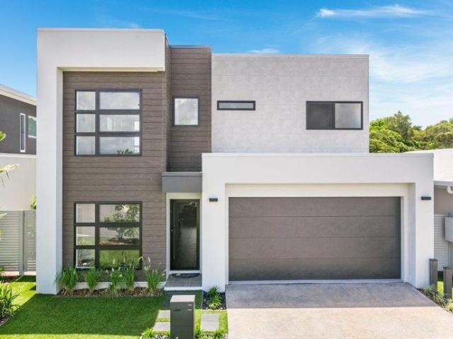 SPACIOUS FAMILY HOME IN SOUGHT AFTER MANOORA!