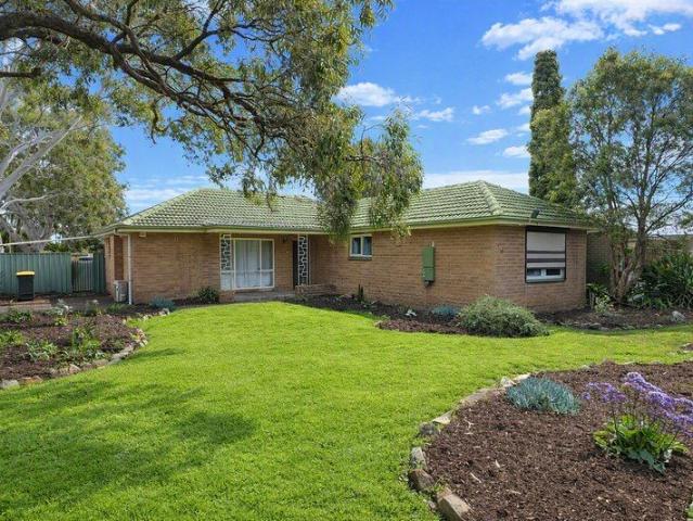 Spacious Family Home in Sought After Pasadena