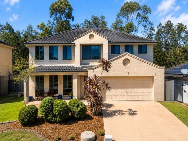 Spacious Family Home in Sought After Willows Bend Estate