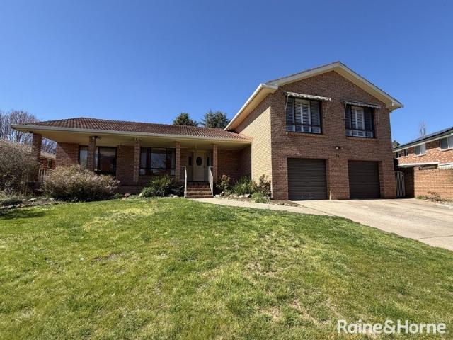 Spacious Family Home with Potential Located in an Established, Leafy & Sought after Neighbourhood