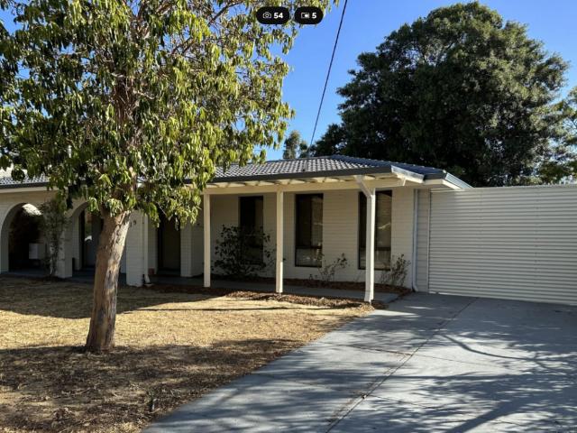Spacious Family Home/ Massive Garage in a Convenient Location