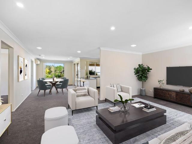 Spacious Family Home Moments from the Lake