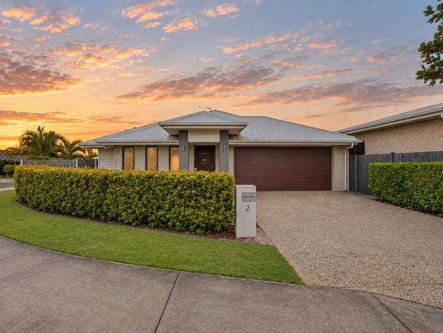 Spacious Family Home Move In Ready !
