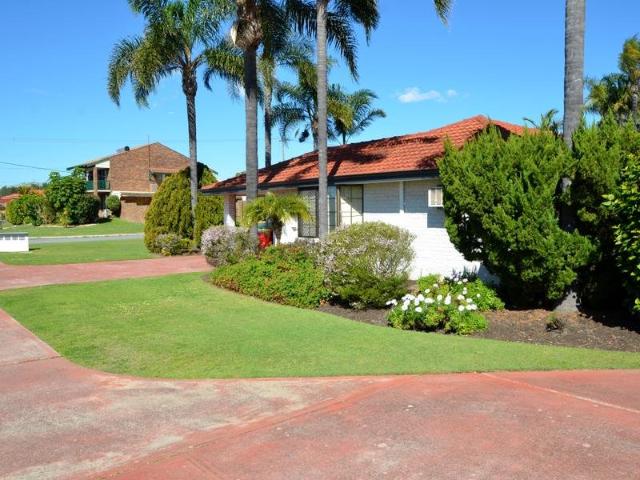 Spacious Family Home Near Amenities