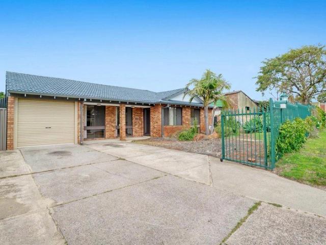 Spacious Family Home Offering Flexible Living Options