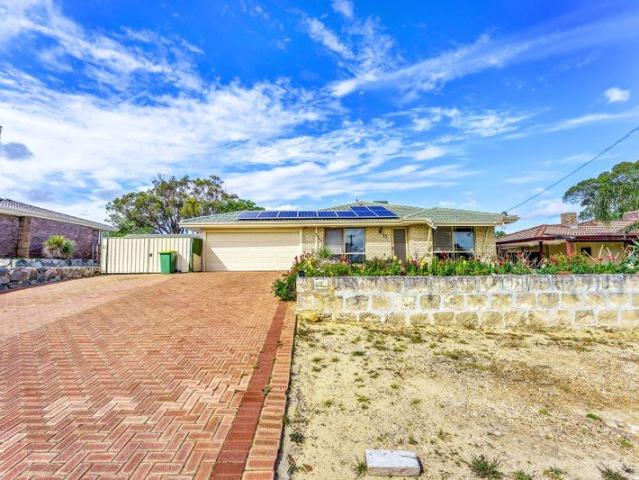 SPACIOUS FAMILY HOME ON 809 SQUARE METRES WITH GREAT OUTDOOR LIVING