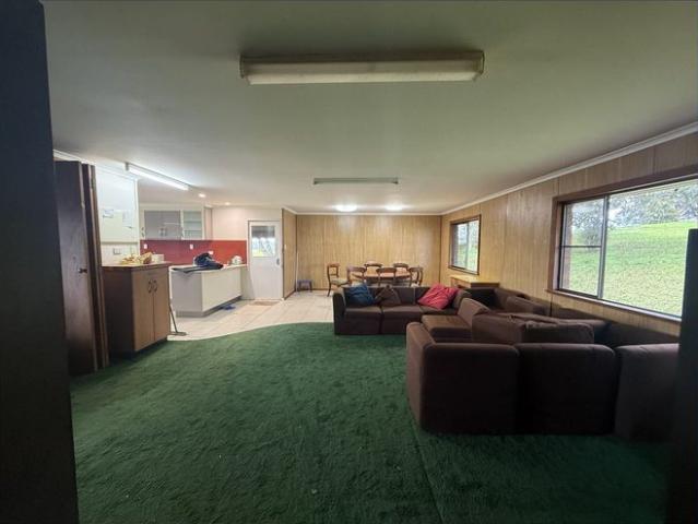 Spacious Family Home on 35.25 Ha – Partly Furnished with Stunning Rural Views