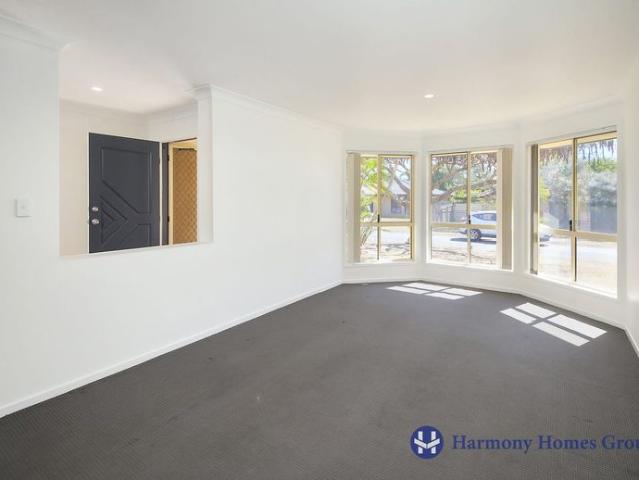 Spacious Family Home on a Fully Fenced 600m² Block