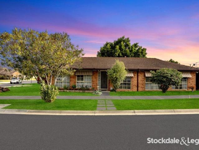 Spacious Family Home on a Generous 623m² Approx. Allotment