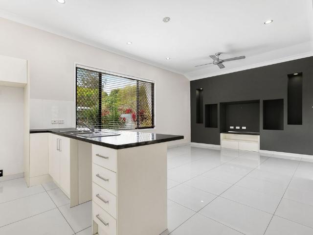 Spacious Family Home on a Large Fenced Block!