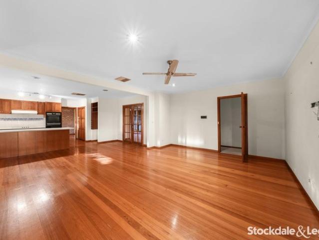 Spacious Family Home on a Rural Lifestyle Property