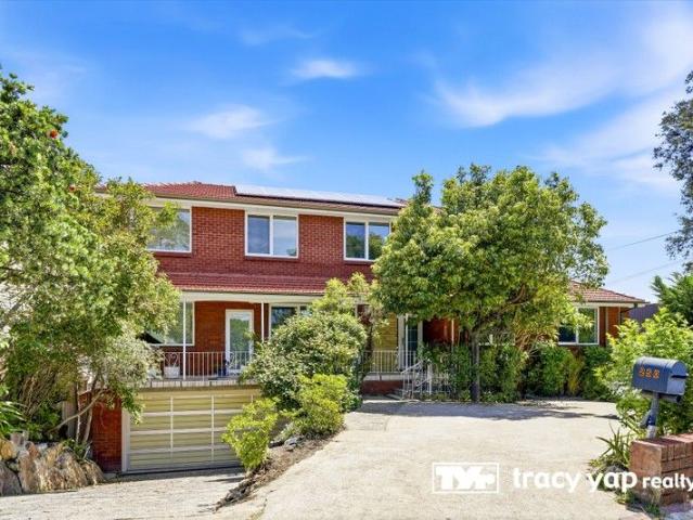 Spacious Family Living on the Eastwood Border