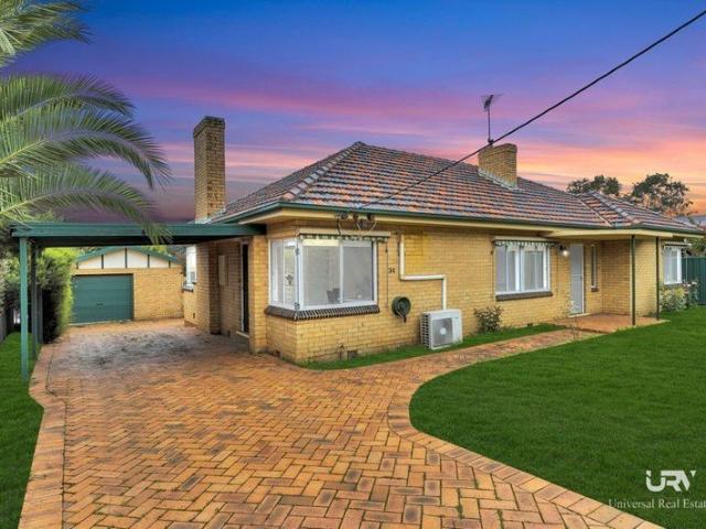 Spacious Family Home on Large Block in Prime Kilmore Location !