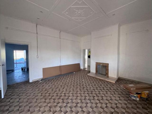 Spacious Family Home on Large Rural Allotment – Peaceful Country Living in Waterloo Corner