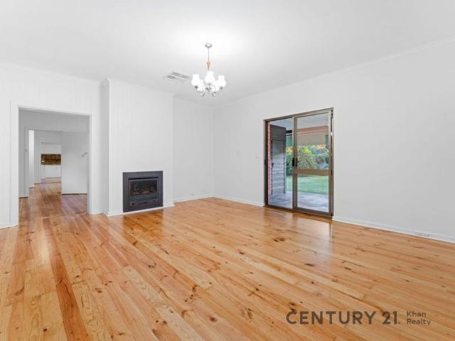 Spacious Family Home Only Available for 6 Months Lease !