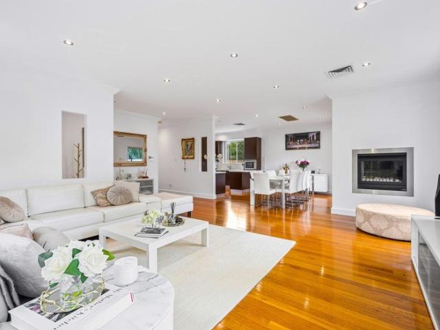 Double Brick Luxury with Ground Floor Suite & Ultimate Alfresco