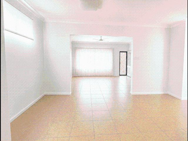 Spacious family home + self contained retreat