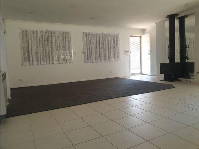 Spacious Family Haven Comfort, Style & Fun Await!