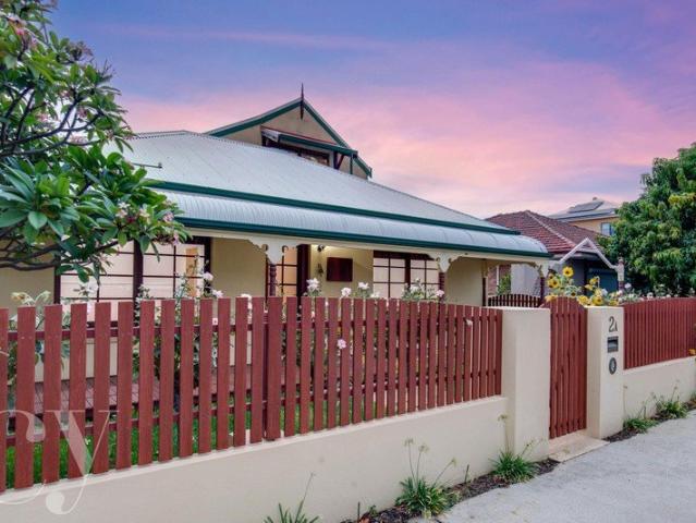 Spacious Family Haven in South Fremantle