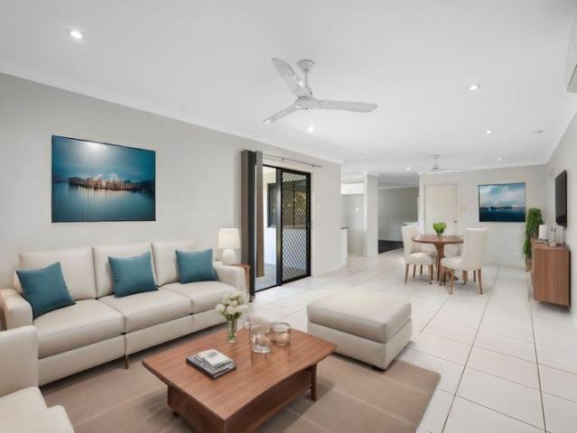 Spacious Family Haven in the Heart of Mount Low