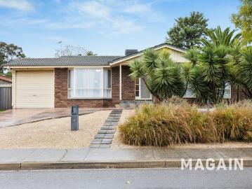 Spacious Family Haven with Multiple Living Areas, Spa & Outdoor Entertaining