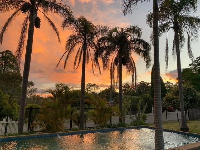 Spacious Family Haven with Pool and Prime Location