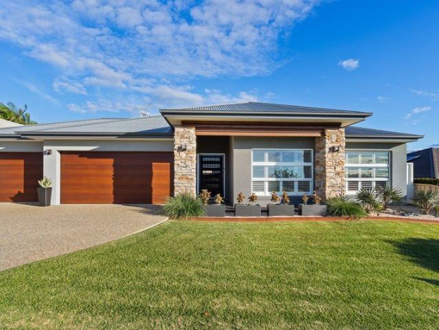 Spacious Family Living Meet Coastal Convenience