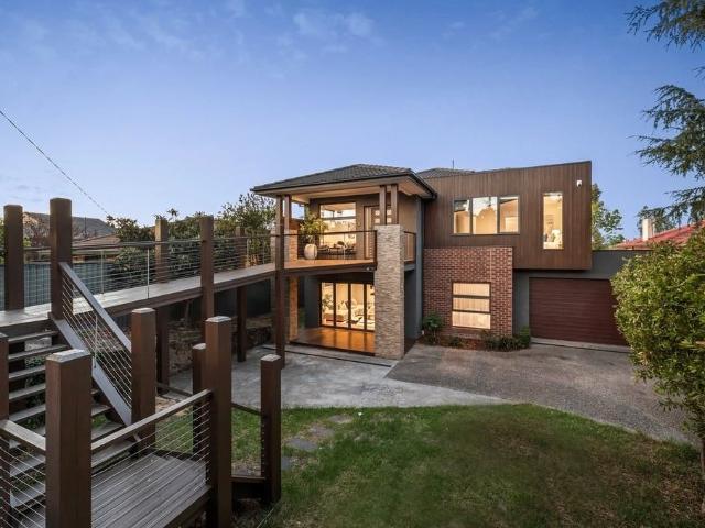 Spacious Family Living Near Pinewood Village