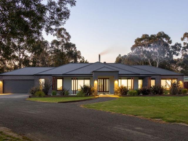 Spacious Family Living on Over an Acre with a Substantial Powered Shed