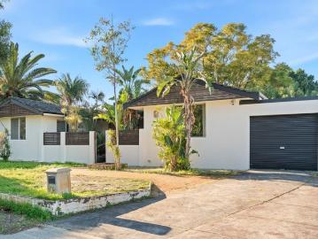 Spacious Family Living on a Corner R20 Block