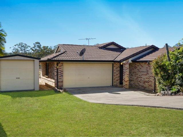 Spacious Family Living on a Generous 704m2 Block