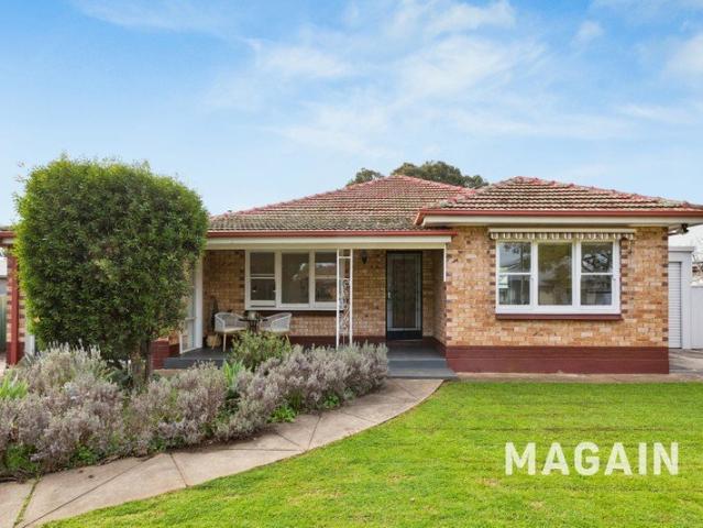 Spacious Family Living on a Generous 740sqm Allotment