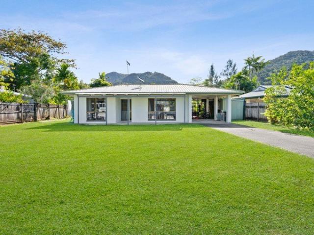 Spacious Family Living on a Generous 800m² Block