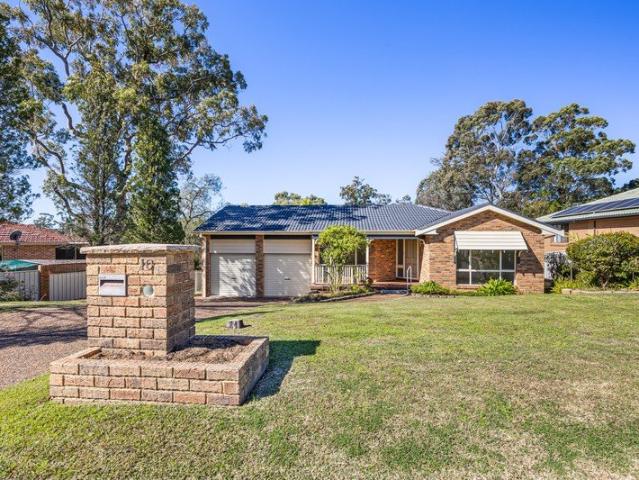 Spacious Family Living on a Generous 845m2 approx. Block