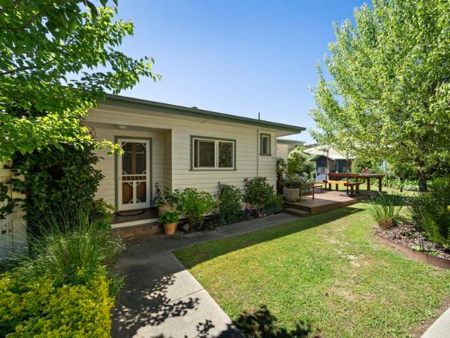 Spacious Family Living on a Generous Corner Block