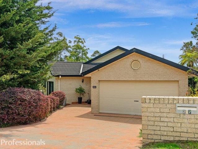 Spacious Family Living on a Generous Corner Block