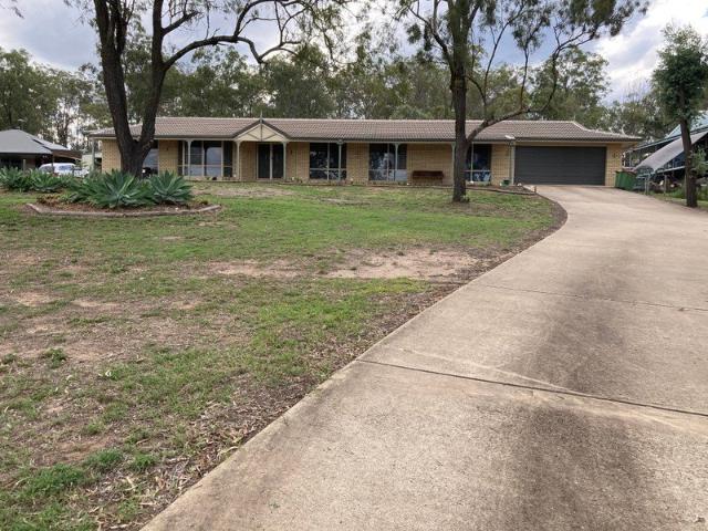 Spacious Family Living on a Fully Fenced Acre