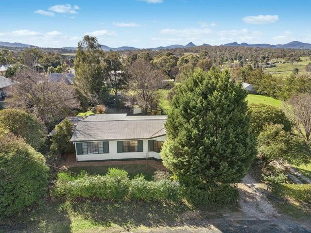 Spacious Family Living on a Huge Block with Future Potential
