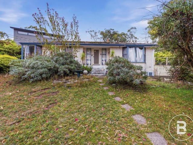 Spacious Family Living on a Large Allotment in Popular Mount Helen