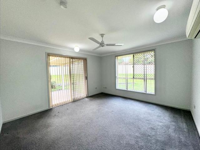 Spacious Family Living on a Large Block!