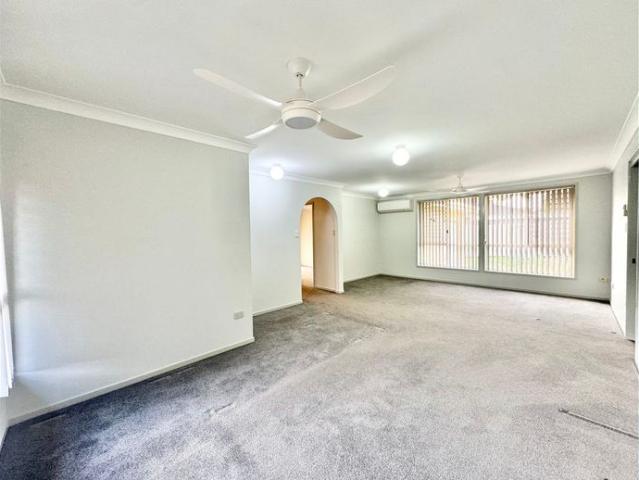 Spacious Family Living on a Large Block!