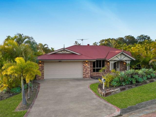 Spacious Family Living on a Massive 735m² Block