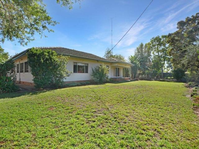 Spacious Family Living on approx.1851 sqm